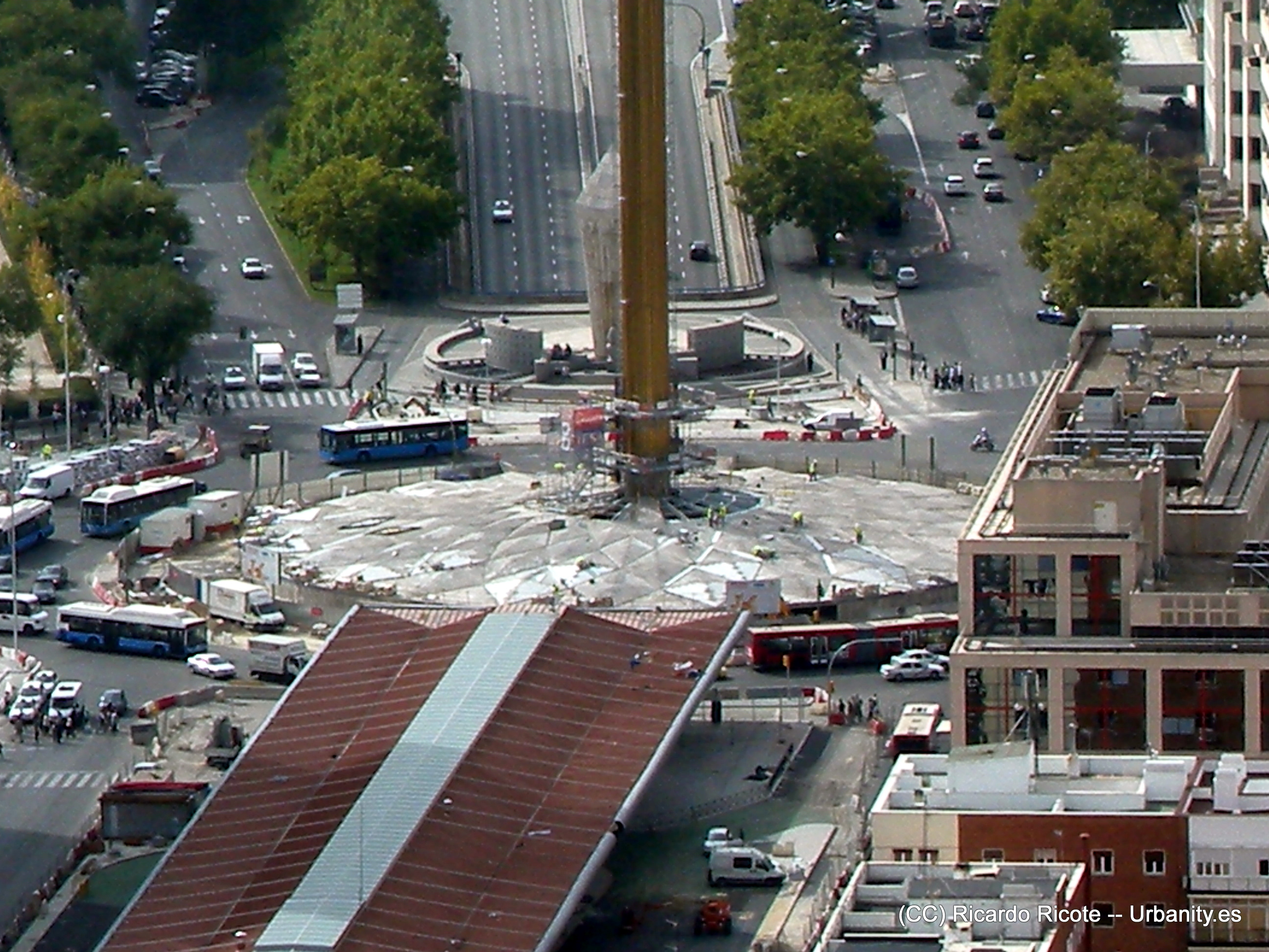 Obelisco Plaza Castilla — 7