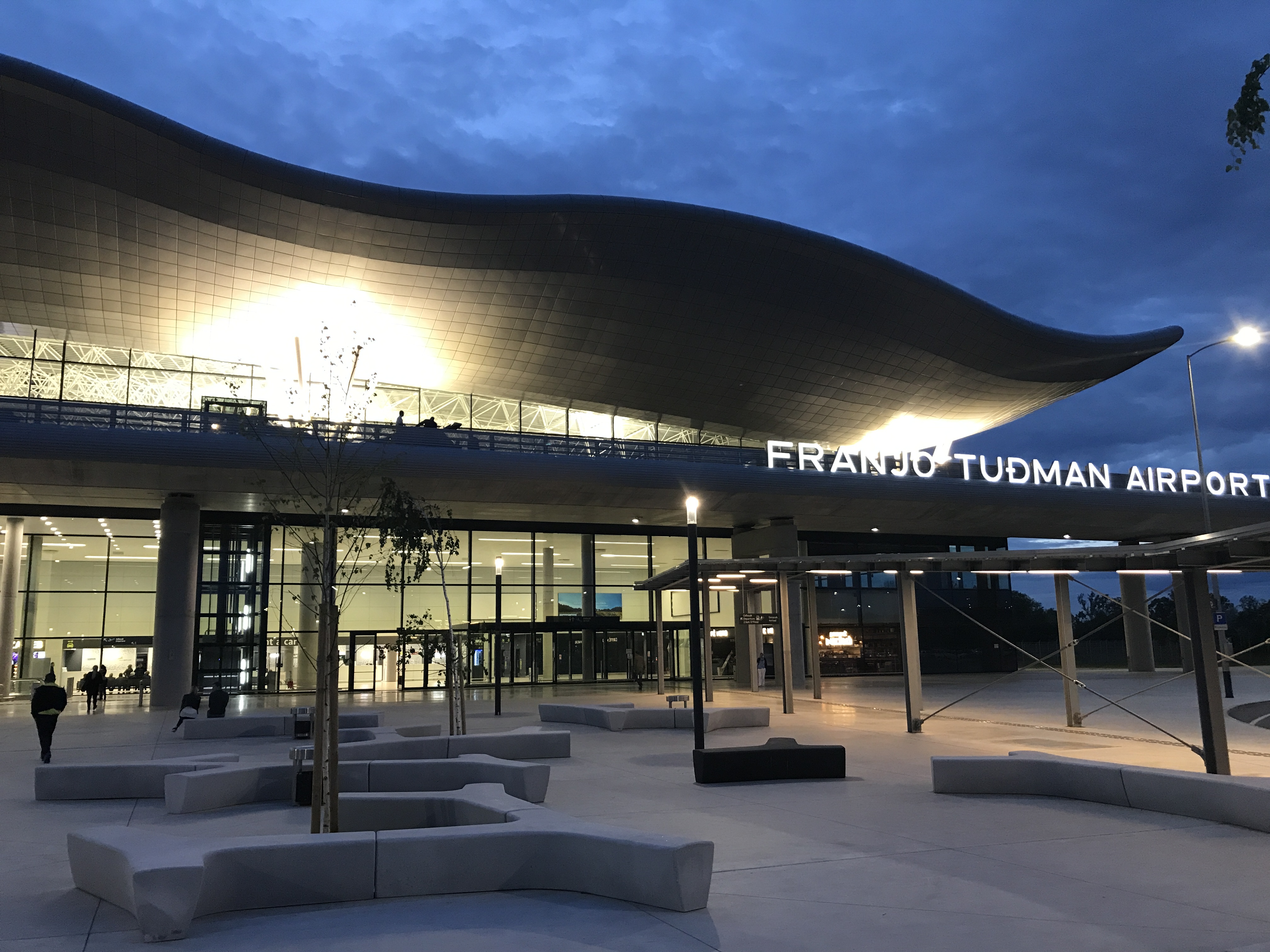 Aeropuerto Internacional de Zagreb — 6